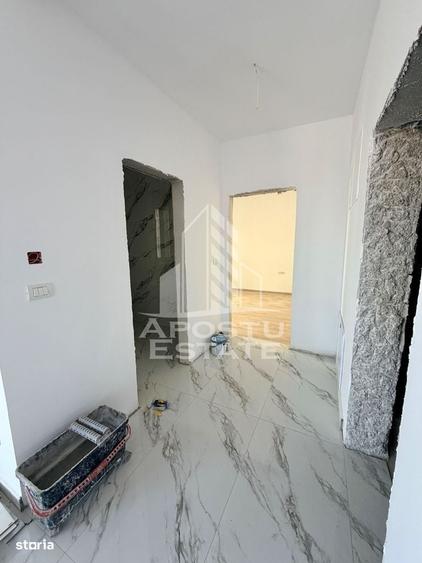 Apartament cu 2 camere, etaj intermediar, zona Planetelor - 1