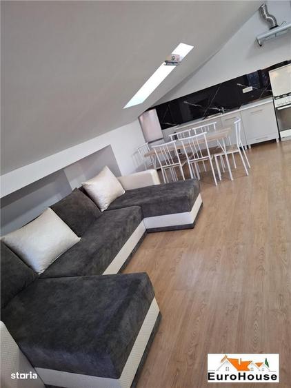 Apartament cu 3 camere decomandat în Cetate