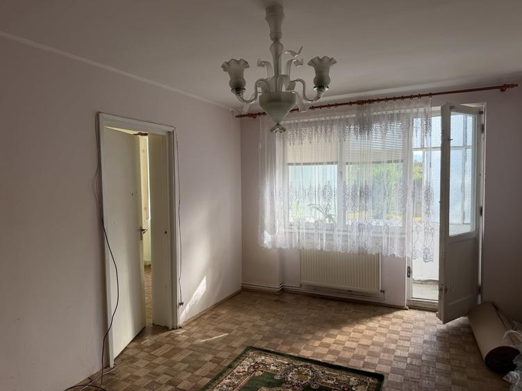 Apartament cu 2 camere decomandat în Mihai Viteazul