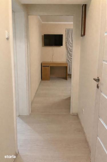 Apartament cu 3 camere semidecomandat, mobilat în Dorobanți