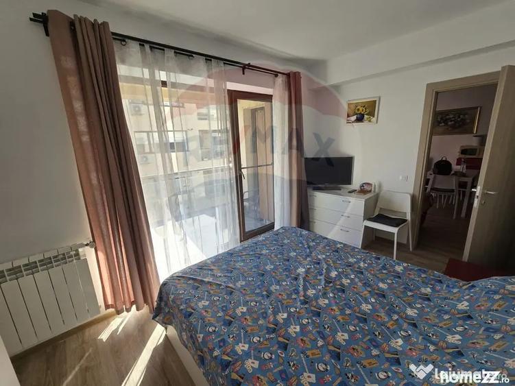 Apartament cu 3 camere semidecomandat, mobilat în Snagov