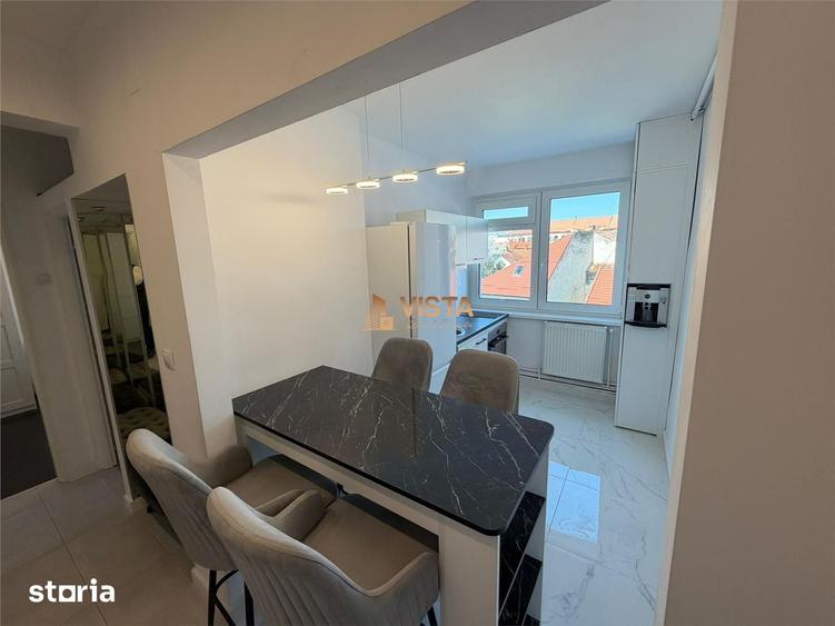 Apartament cu 2 camere decomandat în Centrul Civic