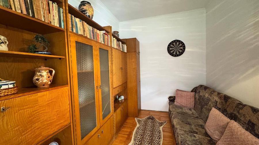 Apartament cu 3 camere decomandat în Dacia