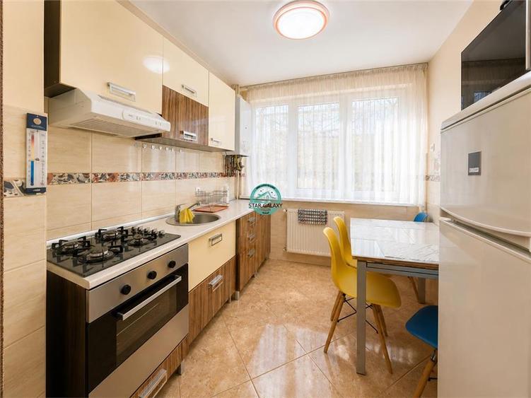 Apartament cu 2 camere semidecomandat, mobilat în Cornișa