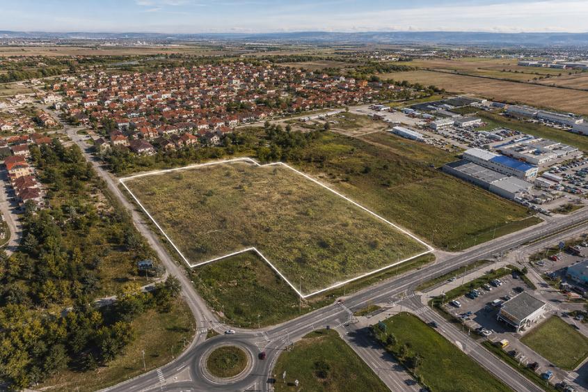 Teren Construcții intravilan de 29258 mp, în Calea Clujului