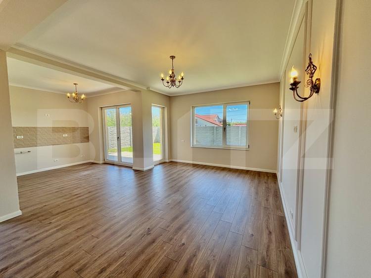 Duplex cu 3 camere cu Canalizare în Moșnița Nouă