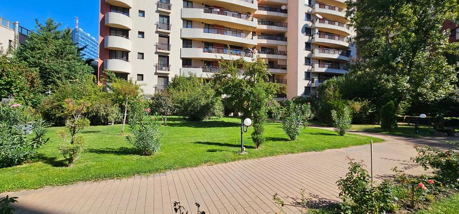 Apartament cu 3 camere decomandat, mobilat în Barbu Văcărescu