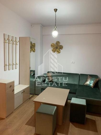Apartament cu 2 camere semidecomandat în Torontalului