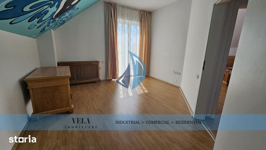 Casă cu 5 camere cu Teren 500 Mp în Unirii