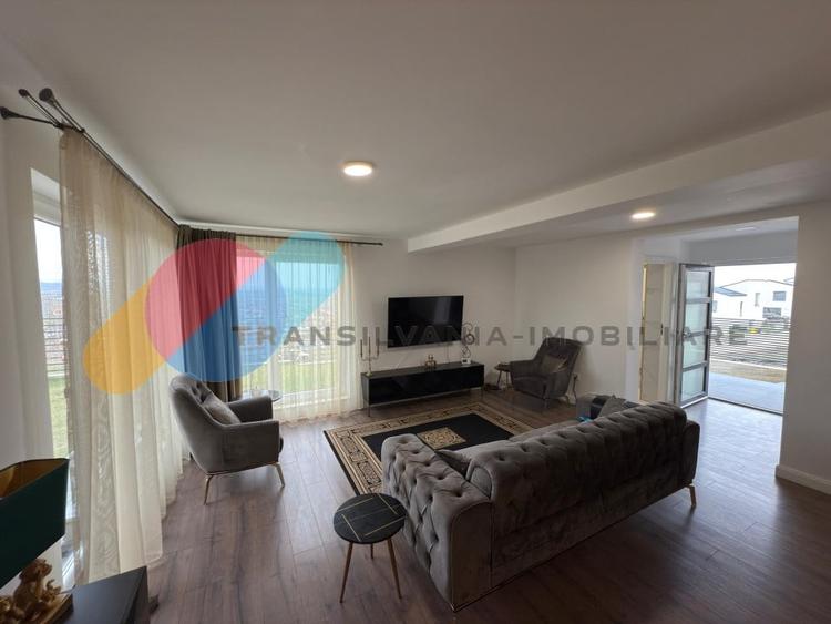 Duplex cu 4 camere cu Canalizare în Dezmir