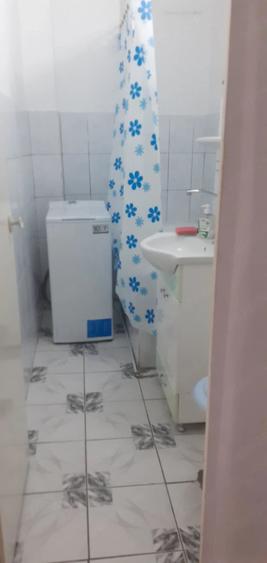Garsonieră decomandată în Rogerius
