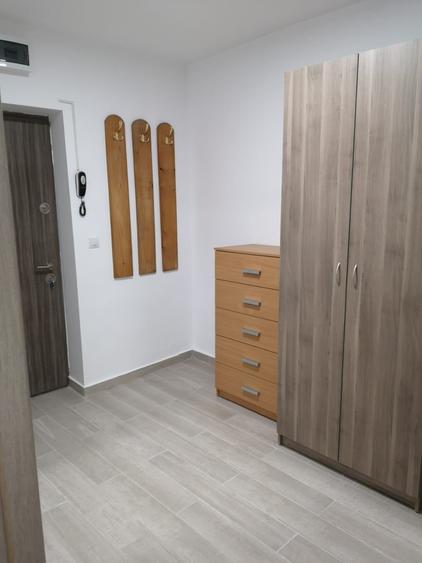 Garsonieră decomandată, mobilată în Lujerului