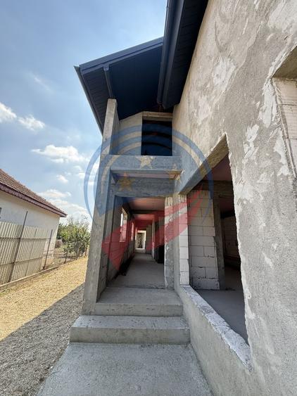 Casă individuală cu 3 camere cu Canalizare în Brestei