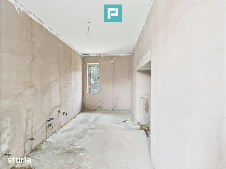 Casă cu 3 camere decomandat cu Teren 1197 Mp în Central