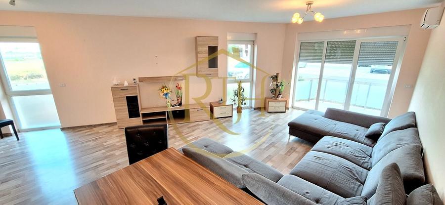 Apartament cu 2 camere semidecomandat, mobilat în Giroc