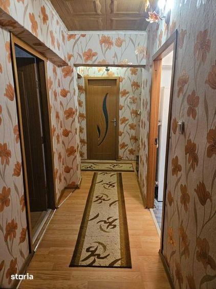 Apartament cu 3 camere în 2 Moldoveni