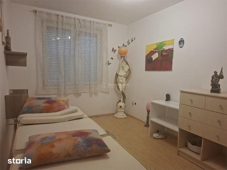 Apartament cu 3 camere decomandat în Ștrand