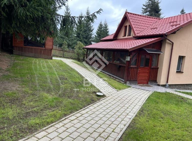 Casă individuală cu 3 camere cu Canalizare în Poiana Stampei