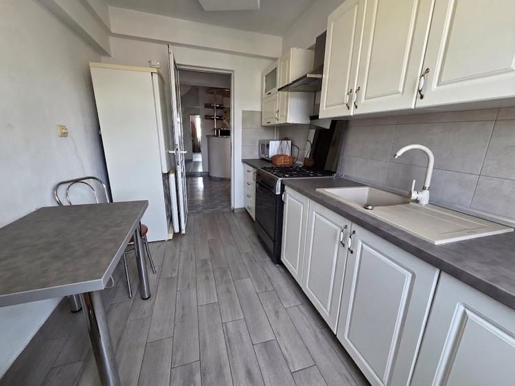 Apartament cu 2 camere decomandat, mobilat în Gară
