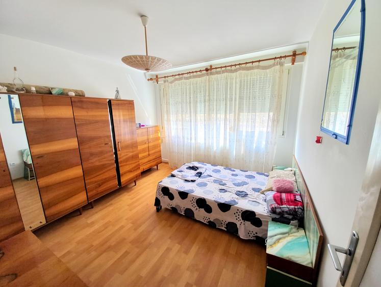 Apartament cu 2 camere decomandat în Progresul