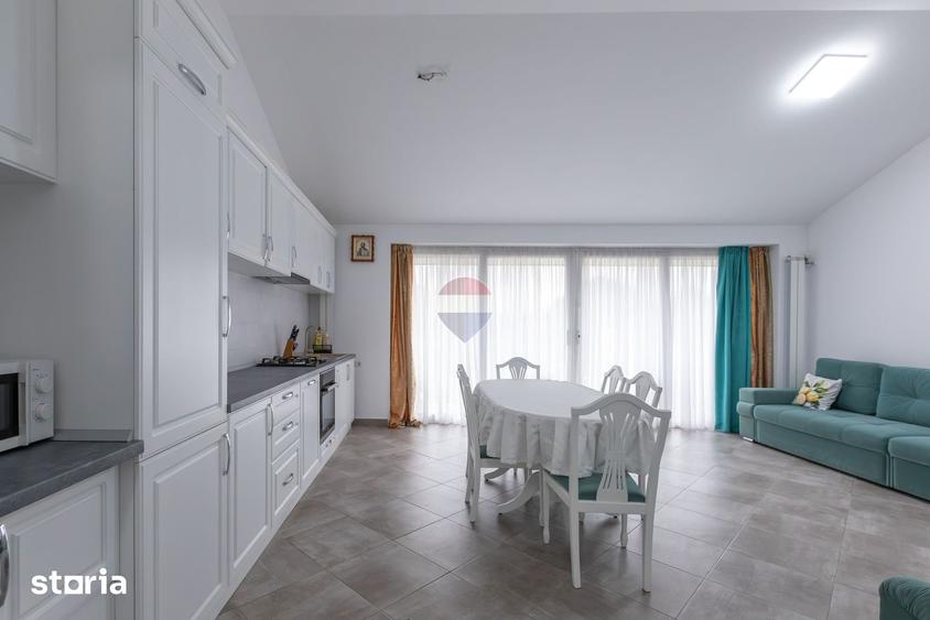 Casă cu 7 camere cu Teren 1833 Mp în Gherăiești