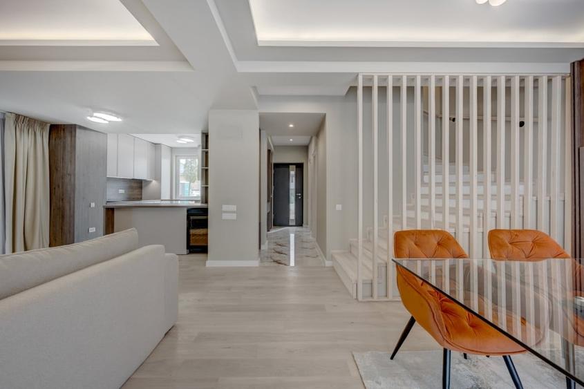 Duplex cu 5 camere cu Teren 300 Mp în Mogoșoaia