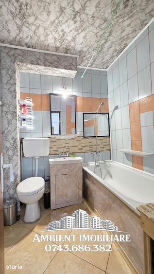 Apartament cu 3 camere decomandat în Gară