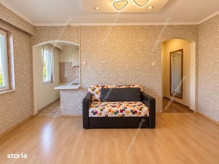 Apartament cu 3 camere semidecomandat în Șagului