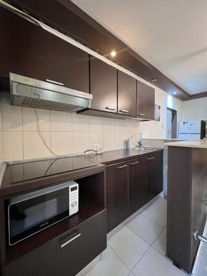 Apartament cu 2 camere decomandat, mobilat în Nerva Traian