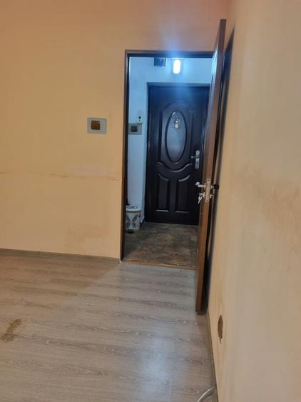 Apartament cu 2 camere nedecomandat în Tomis Nord