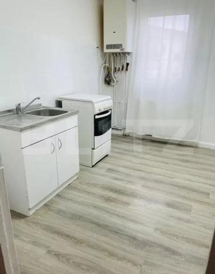 Apartament cu 2 camere semidecomandat, mobilat în Lugoj