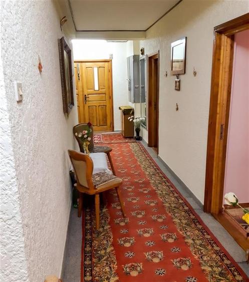Casă individuală cu 7 camere cu Canalizare în Burdujeni
