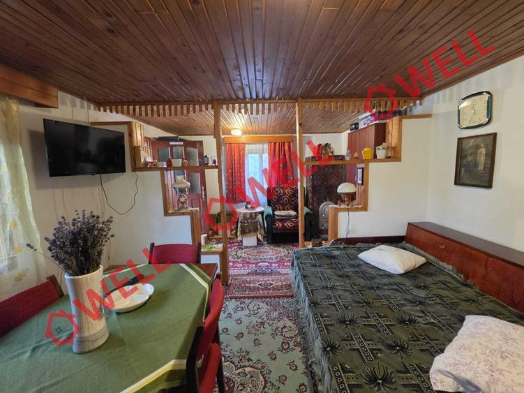 Casă individuală cu 2 camere cu Teren 814 Mp în Bixad