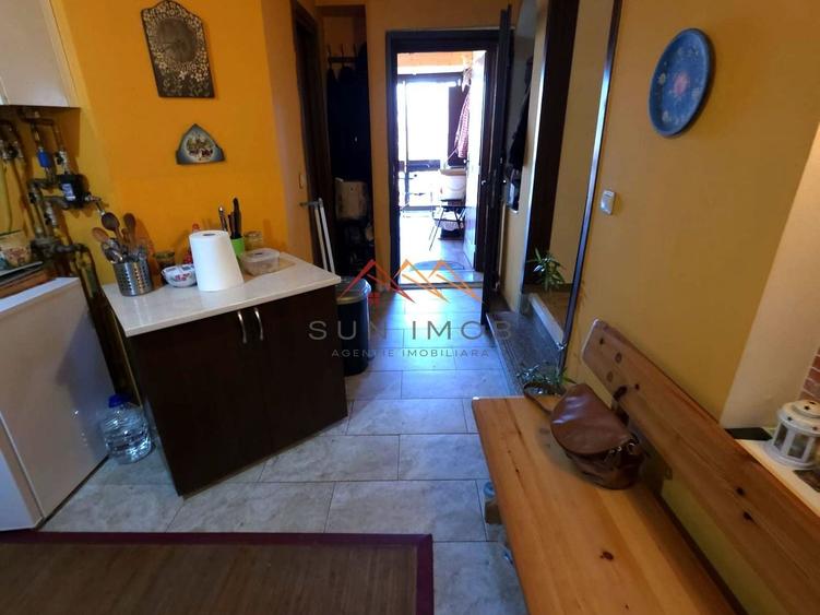 Casă individuală cu 3 camere cu Canalizare în Poiana Câmpina