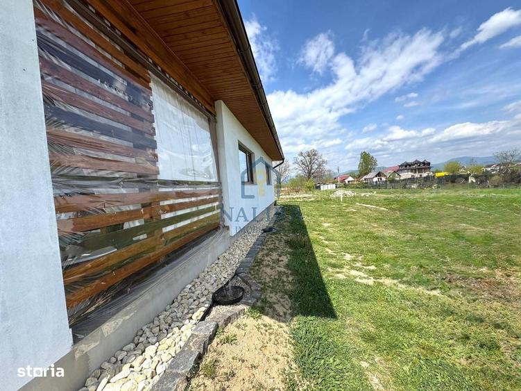 Casă cu 3 camere în Lăpuș