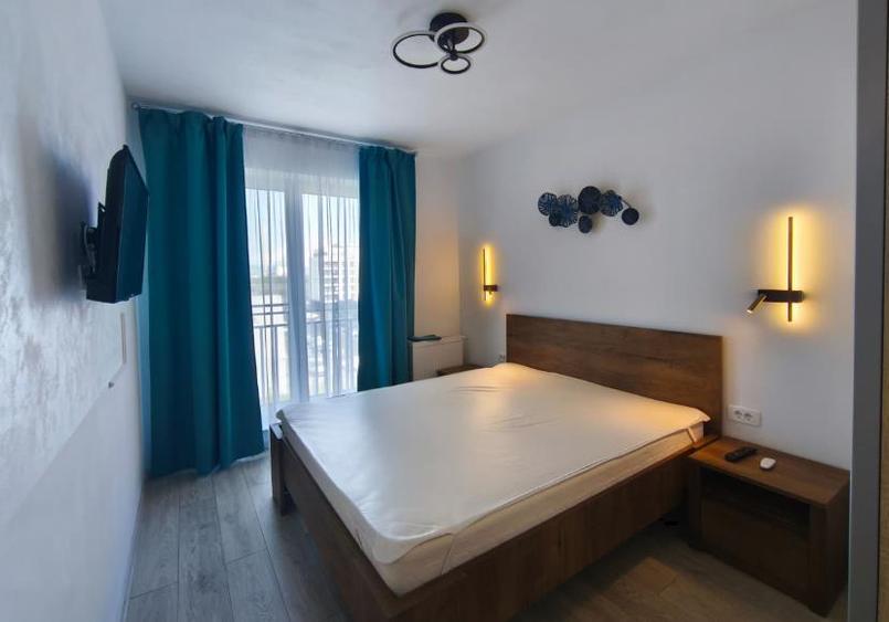 Apartament cu 2 camere decomandat, mobilat în Tractorul