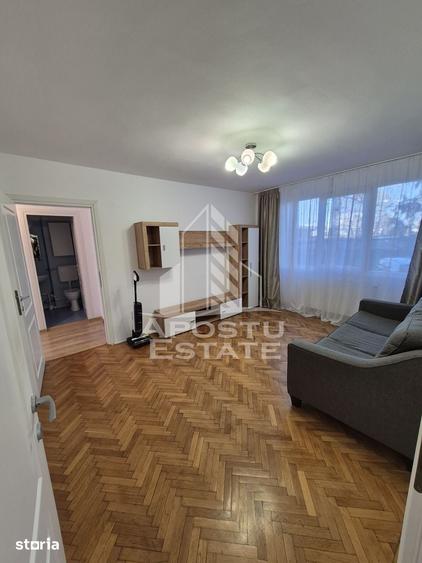 Apartament cu 3 camere semidecomandat în Iosefin
