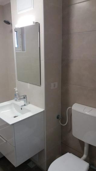 Apartament cu 2 camere decomandat, mobilat în Exterior Vest