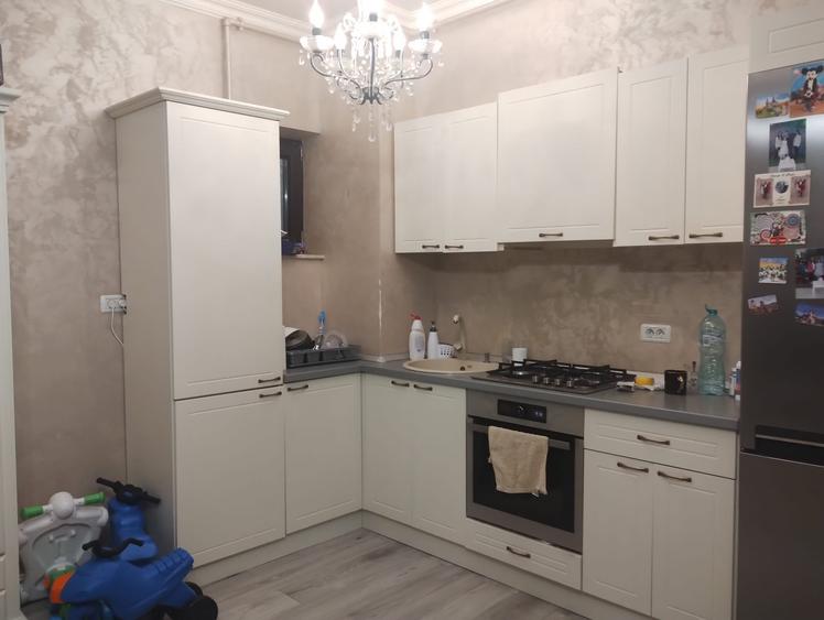 Apartament cu 2 camere semidecomandat în Faleza Nord