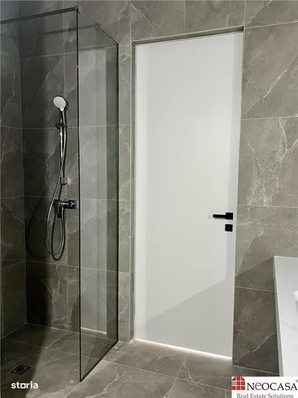 Apartament cu 4 camere în Rahova