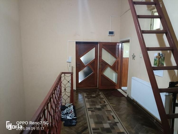 Casă cu 3 camere cu Teren 2258 Mp în Central