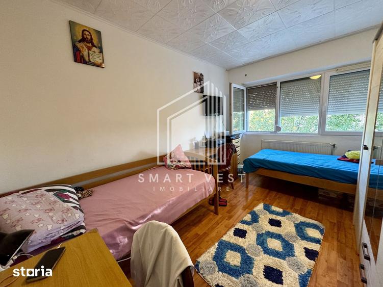 Apartament cu 2 camere semidecomandat în Burdea
