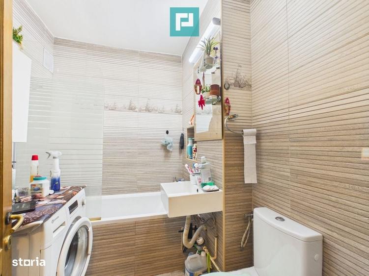 Apartament cu 2 camere decomandat în Zimandu Nou
