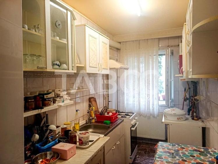 Apartament cu 4 camere de vanzare la etajul 1 in zona Vasile Aaron - 7