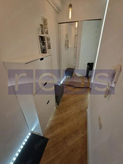Apartament cu 3 camere decomandat, mobilat în Central