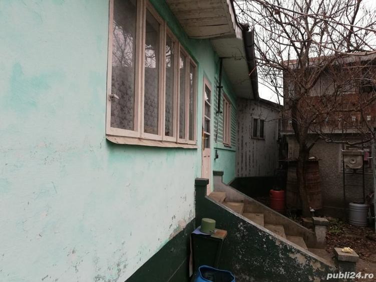 Casă cu 6 camere cu Teren 1848 Mp în Pașcani