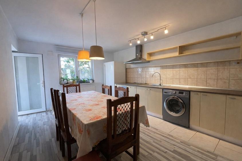 Casă individuală cu 3 camere cu Canalizare în Fundeni