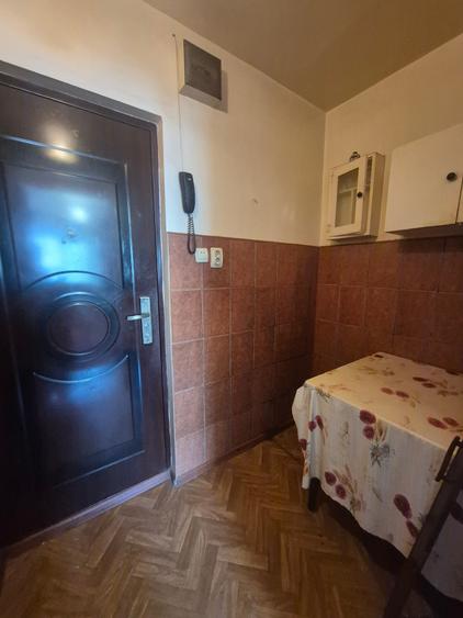 Garsonieră în Ozana