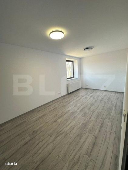 Spațiu comercial, de 200 mp, în Paltin