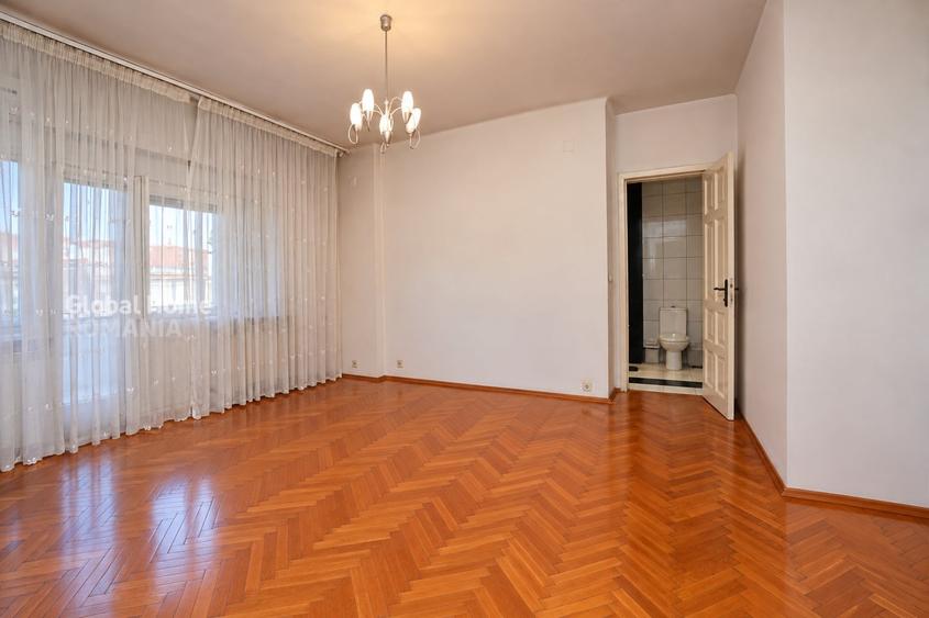 Apartament cu 6 camere semidecomandat în Ultracentral